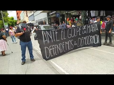 URGENTE PODEROSA MARCHA CONTRA LA CORRUPCION Y A FAVOR DE LA DEMOCRACIA EN GUATEMALA