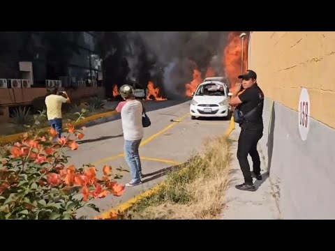 Protesters in southern Mexico set ablaze state government building, vehicles