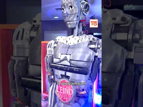 Atom, el robot humanoide chileno en Summit País Digital