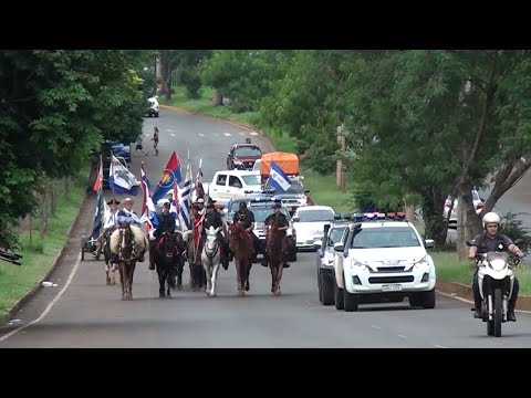 Marcha Paraguay: Jinetes uruguayos llegaron al país por el puente San Roque González.