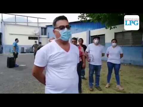 Salvadoreños en cuarentena reprochan la falta de atención en el albergue de Villa Olímpica