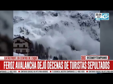 Feroz avalancha dejó a decenas de turistas sepultados