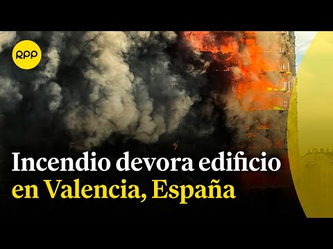 Incendio de grandes proporciones devora edificios en Valencia, España