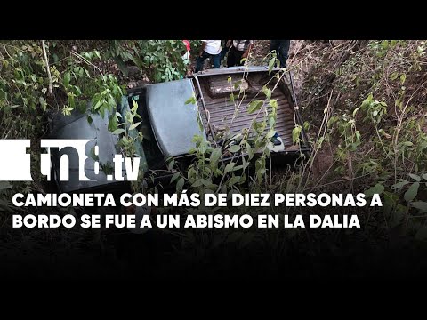 Vivos de milagro salen pasajeros de una camioneta que se fue a un abismo en La Dalia-Matagalpa