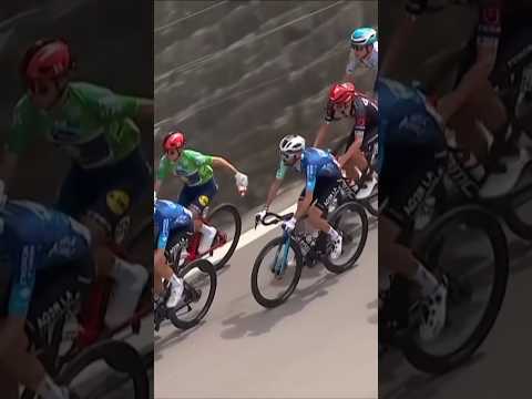 Juan Pedro López hizo esto hoy en el tour de los Alpes  #ciclismohoy #tourofthealps #ciclista