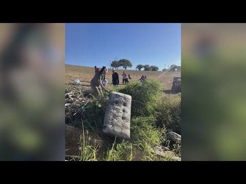 Volunteers remove more than 1,000 pounds of trash from San Antonio River, plant hundreds of flowers