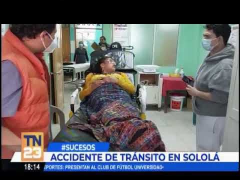 Pareja sufrió accidente en motocicleta en Nahualá
