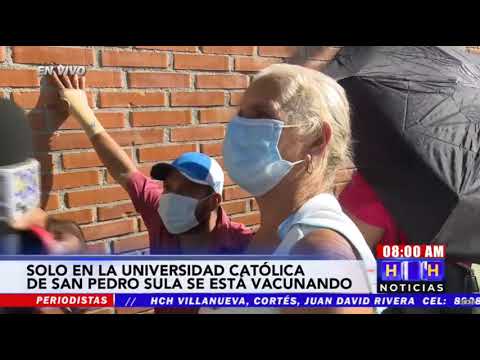 ¡Pilotaje de 24 horas! Decenas de sampedranos llegan a la Universidad Católica en busca de vacunas