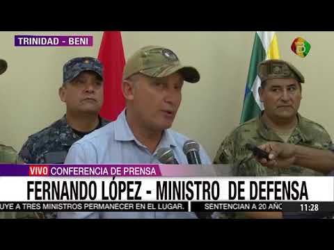 Conferencia de prensa del Ministro de Defensa, Fernando López Julio