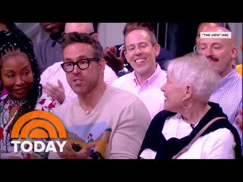 Ryan Reynolds takes his mom to a taping of 'The View'