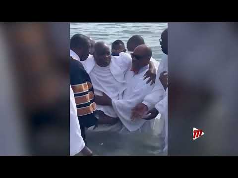 Feel Good Moment - The Birdie Gets Baptised