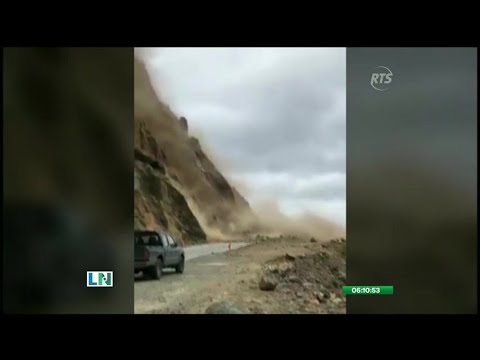 Se registró un deslizamiento de tierra en la vía Cuenca-Molleturo
