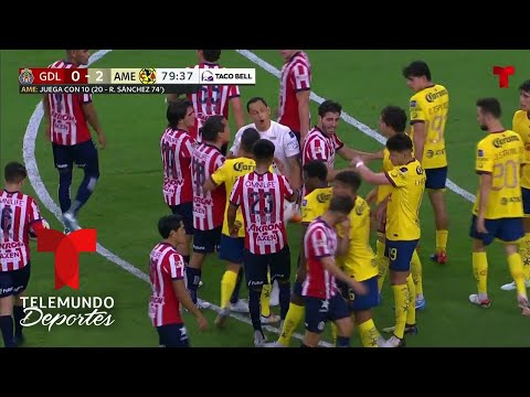 Conato de bronca en el Chivas vs América | Clásico de México | Telemundo Deportes