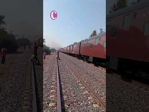 Así fue el paso del tren a vapor Empress 2816 por Guanajuato