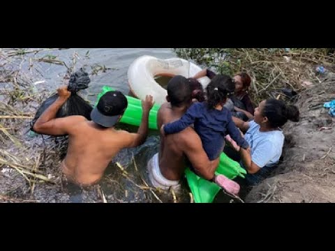 Los migrantes se lanzaron a Río Bravo