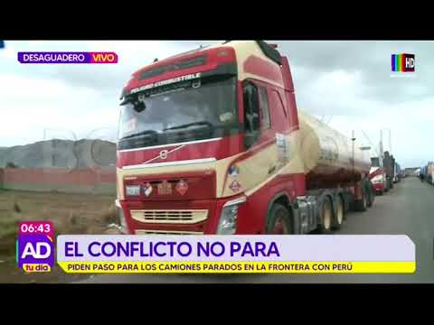 ¡Choferes afectados! Piden paso para los camiones parados en la frontera con el Perú