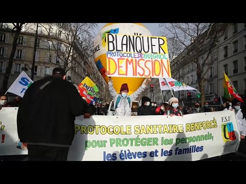 Ministro: Francia mantendrá los polémicos autotest para no cerrar escuelas