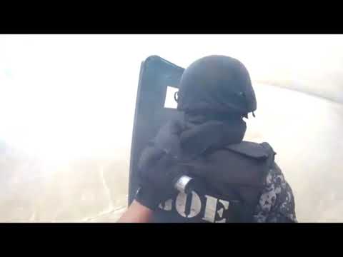 (23-02-21) Operativo policial en cárcel de Ecuador por violentos enfrentamientos (3)
