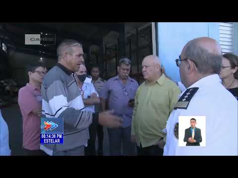 Vice primer ministro Tapia Fonseca visitó áreas de Aerovaradero y de Correos de Cuba