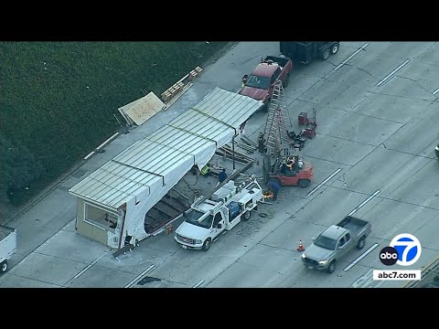 210 Fwy snarled hours after manufactured home slides off big rig