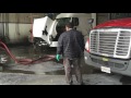 Praca kierowcy zawodowego USA - Mycie Trucka