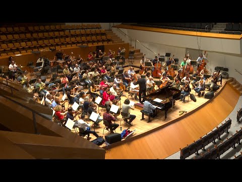 La Orquesta de València abre la temporada del Palau de la Música en casa