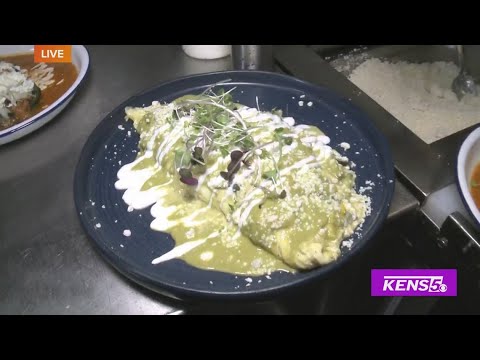 Making an Omelette de Rajas | Great Day SA