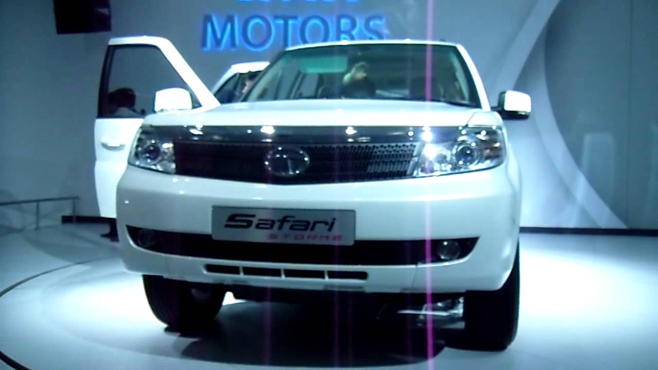 New Tata Safari Storme SUV at Auto Expo 2012