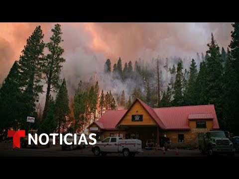 Miles de edificios en riesgo de quemarse en South Lake Tahoe | Noticias Telemundo