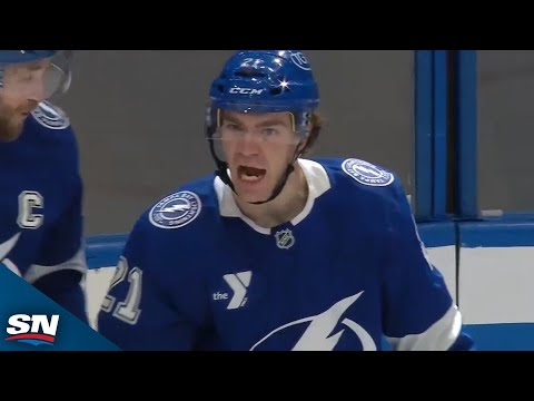 Lightnings Brayden Point Pulls Off Sick Move In Front Of Net For Sixth Goal