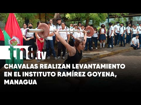 Chavalas demuestran su fuerza en levantamiento de pesas en Managua - Nicaragua