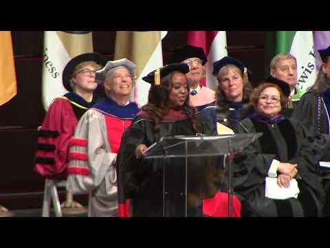 'Abbott Elementary' creator Quinta Brunson speaks to Temple students during commencement ceremony