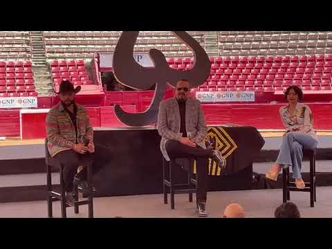 Pepe, Ángela y Leonardo Aguilar en Plaza de toros