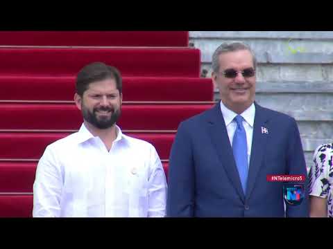 Abinader sostiene audiencia privada con el Rey Felipe VI y recibe visita de homólogo chileno