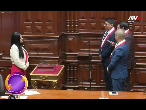 Ariana Orué, accesitaria de Enrique Wong, jura como congresista de la República