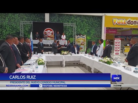 Juramentan a las nuevas autoridades municipales en Veraguas