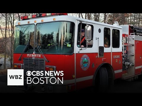 Patrons rush to escape fire at packed New Hampshire concert hall