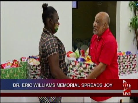 Dr. Eric Williams Memorial Committee Spreads Christmas Joy