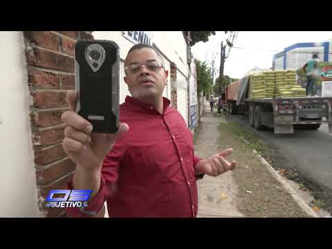 Residentes de la zona de Gazcue se quejan por abuso vehicular, en calle Santiago | Objetivo 5