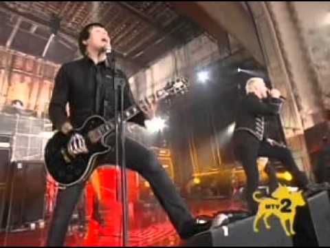 My Chemical Romance - Our Lady Of Sorrows LIVE on MTV 2 Dollar Bill