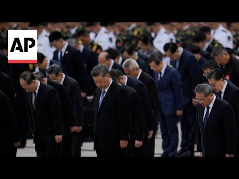 China honors fallen national heroes on Martyrs' Day