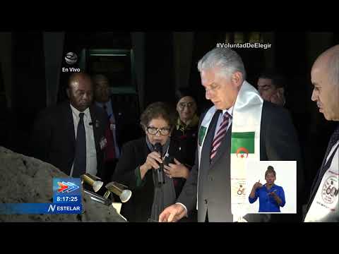 Presidente de Cuba rinde homenaje a mártires de Argelia