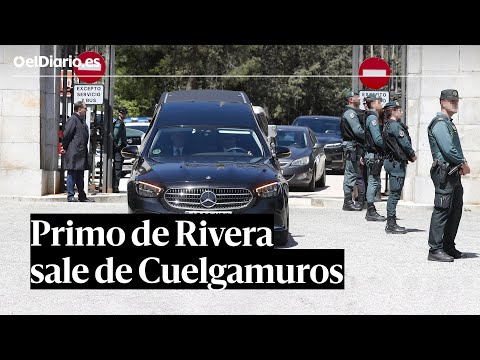 Exhumación de Primo de Rivera: sale de Cuelgamuros entre saludos fascistas y el 'Cara al sol'