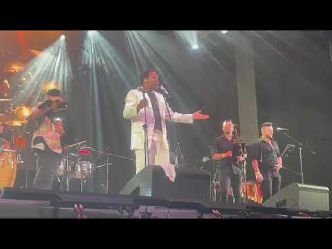 A ritmo de salsa, Mauro Castillo cerró la Noche Afro - Alcaldía de Medellín