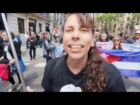 Cubano le canta las cuarenta a defensoras del régimen en España