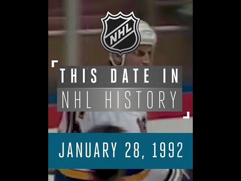 Hull reaches back-to-back 50 in 50 | This Date in History #shorts