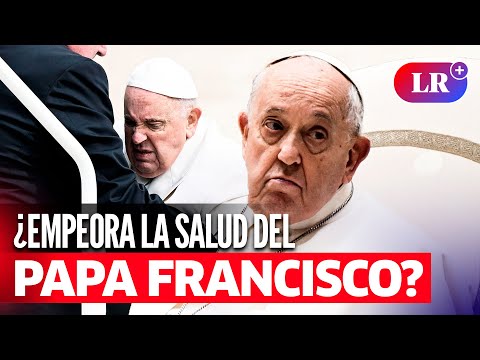 PAPA FRANCISCO: Sumo Pontífice es INCAPAZ de subir al 'PAPAMÓVIL'