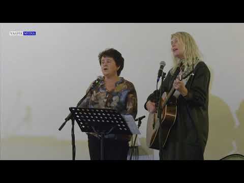 (6882) Elisabeth Hauge og Brit Skjørestad: Nå mitt hjerte synge vil om Golgata