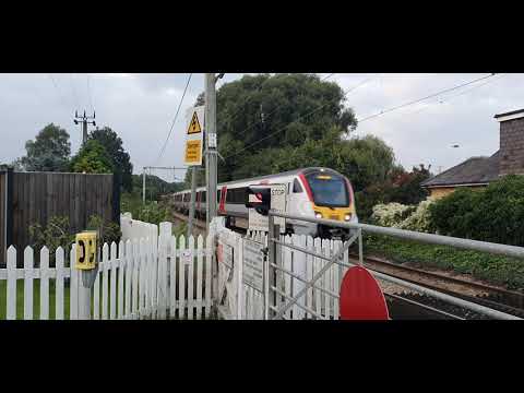 Class 720 passing Cranbourne Level Crossing with a 2 tone horn
