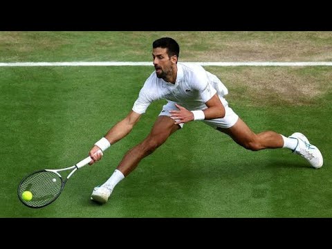  ? ?? ??! (?  ?? ?? Novak Djokovic through his racket.